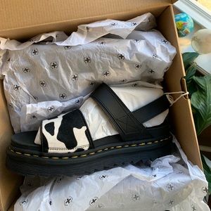 BRAND NEW Dr. Marten Voss Cow Print Sandal